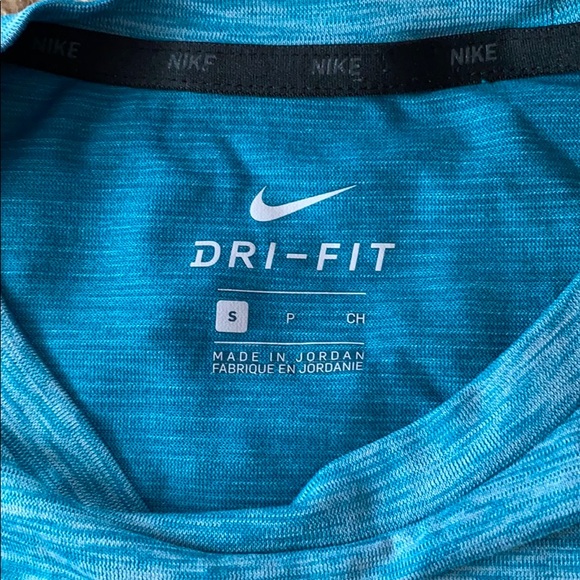 Nike dri fit shirt - Picture 2 of 2